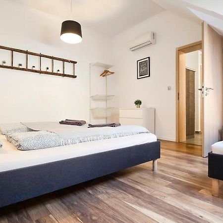 Upartments Apartment Budapest Ngoại thất bức ảnh